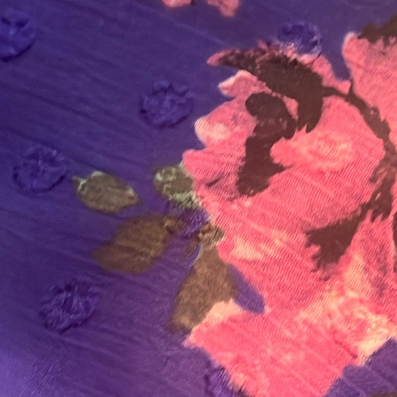 Torrid Top Blue Floral Short Sleeve Lace Trim/ Peplum NWOT Sz 5 - Picture 8 of 13